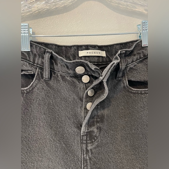 Women’s Pacsun Black High Rise Straight‎ Jean In Size 24 - Picture 2 of 5